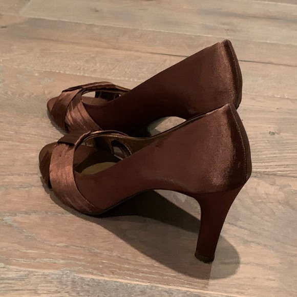 Mootsies Tootsies Satin Peep-Toe Pumps - Picture 3 of 7